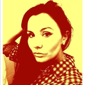 Meet your Posher, Vola